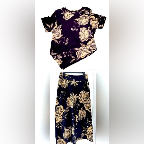 Osklen Floral SET Asymmetrical Hem
Short Sleeve Top & WIDE floral pants-pockets - Picture 1 of 6
